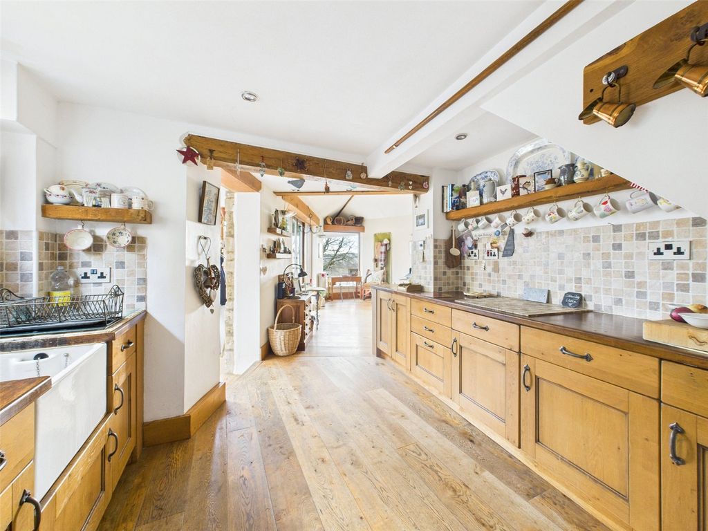 Property photo 3 of 24 Picture No. 19