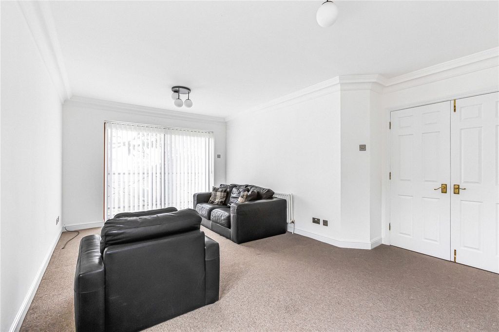 Property photo 3 of 15 Picture No. 09