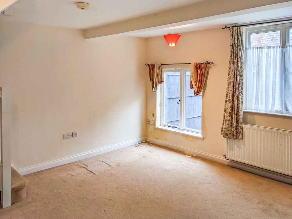 Property photo 3 of 7 1 The Courtyard, 19 Lower Galdeford, Ludlow, Sy8 1Rn