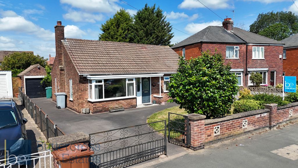 Property photo 1 of 23 Bowbridge Road