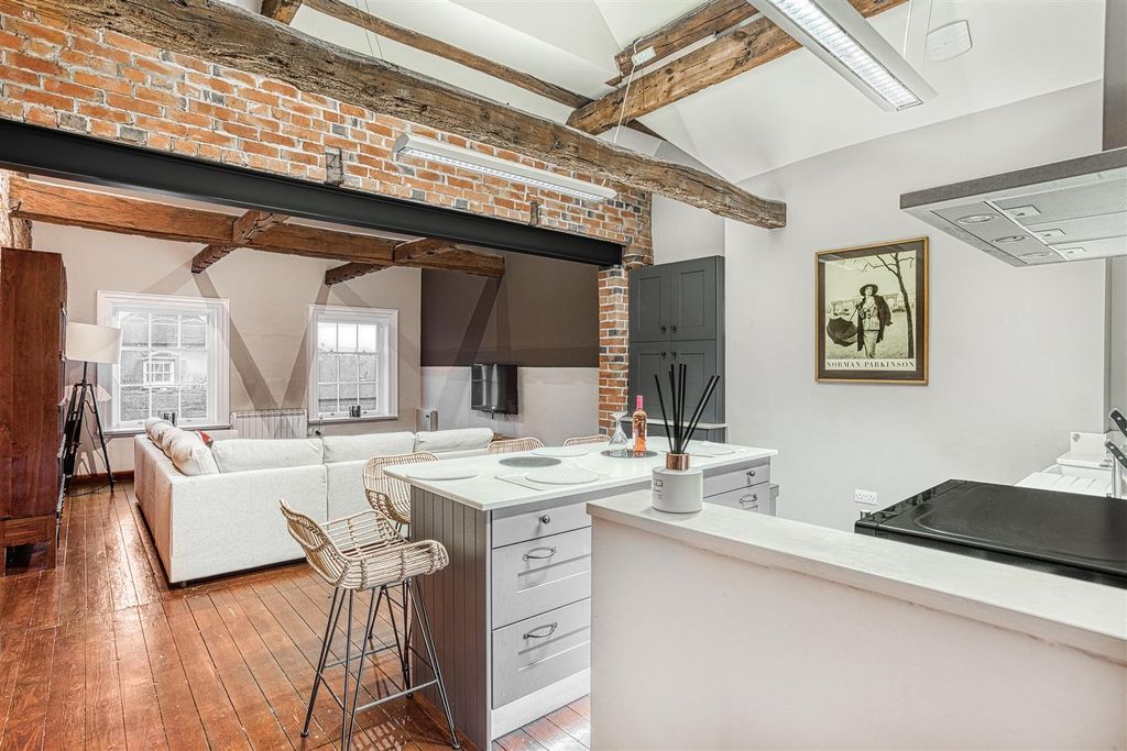 Property photo 2 of 18 316A1082_Hdr.Jpg