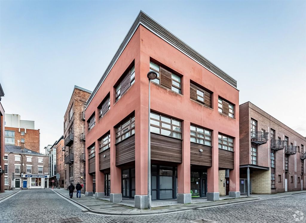 Property photo 1 of 9 1 Henry Street Exterior 2024.Jpg