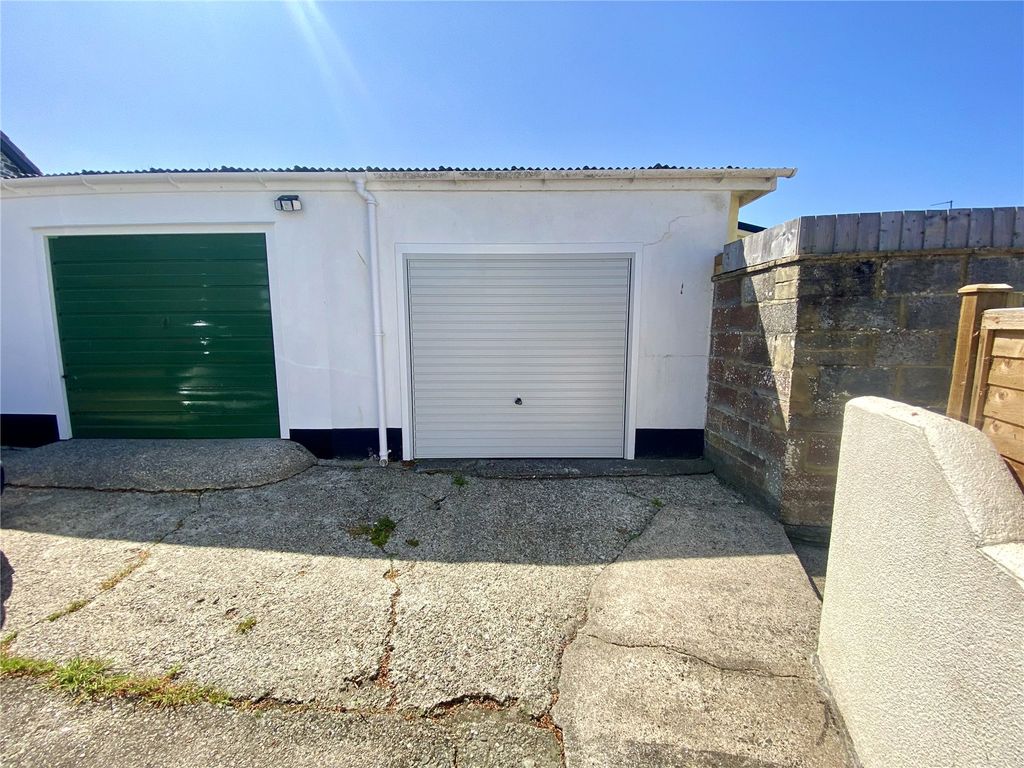 Property photo 3 of 17 Picture No. 22