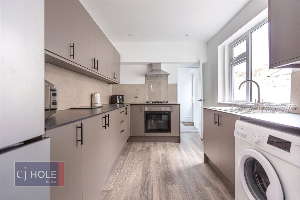 Property photo 1 of 23 Picture No. 35