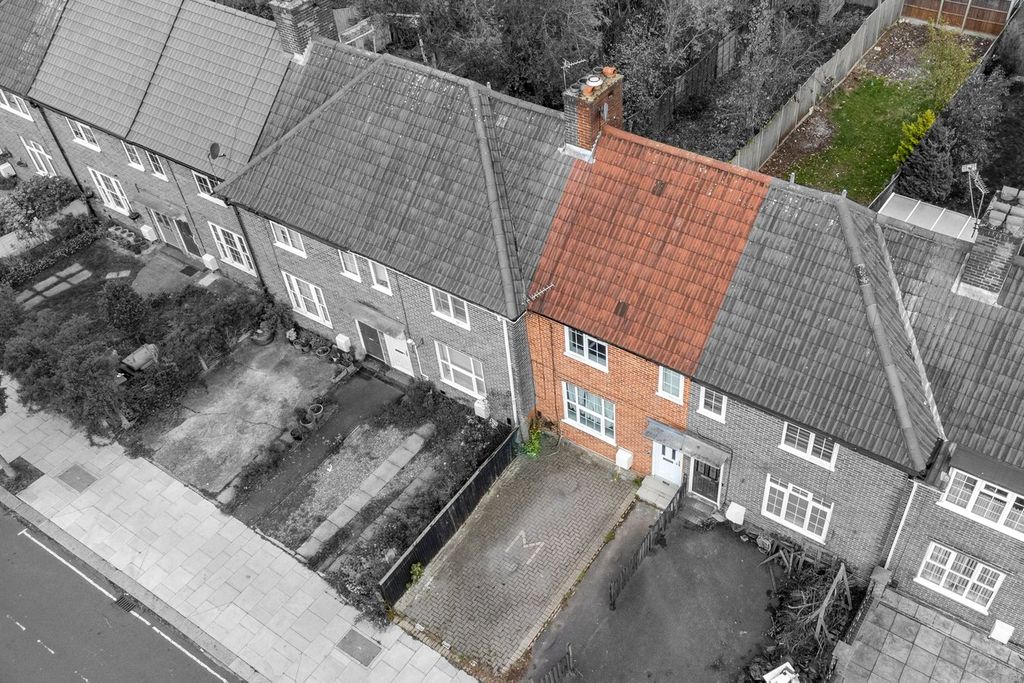 Property photo 1 of 22