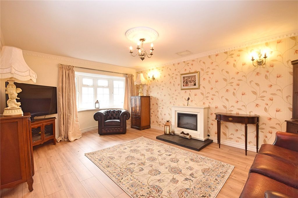 Property photo 3 of 13 Picture No. 06
