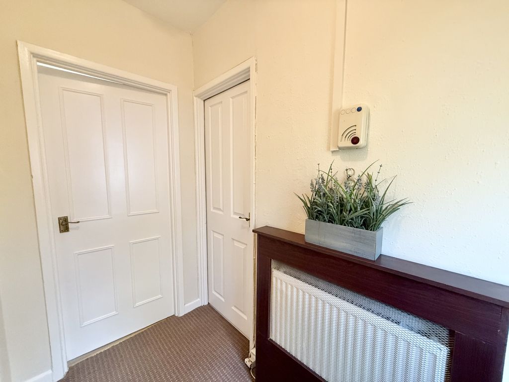 Property photo 2 of 14 Img_3704