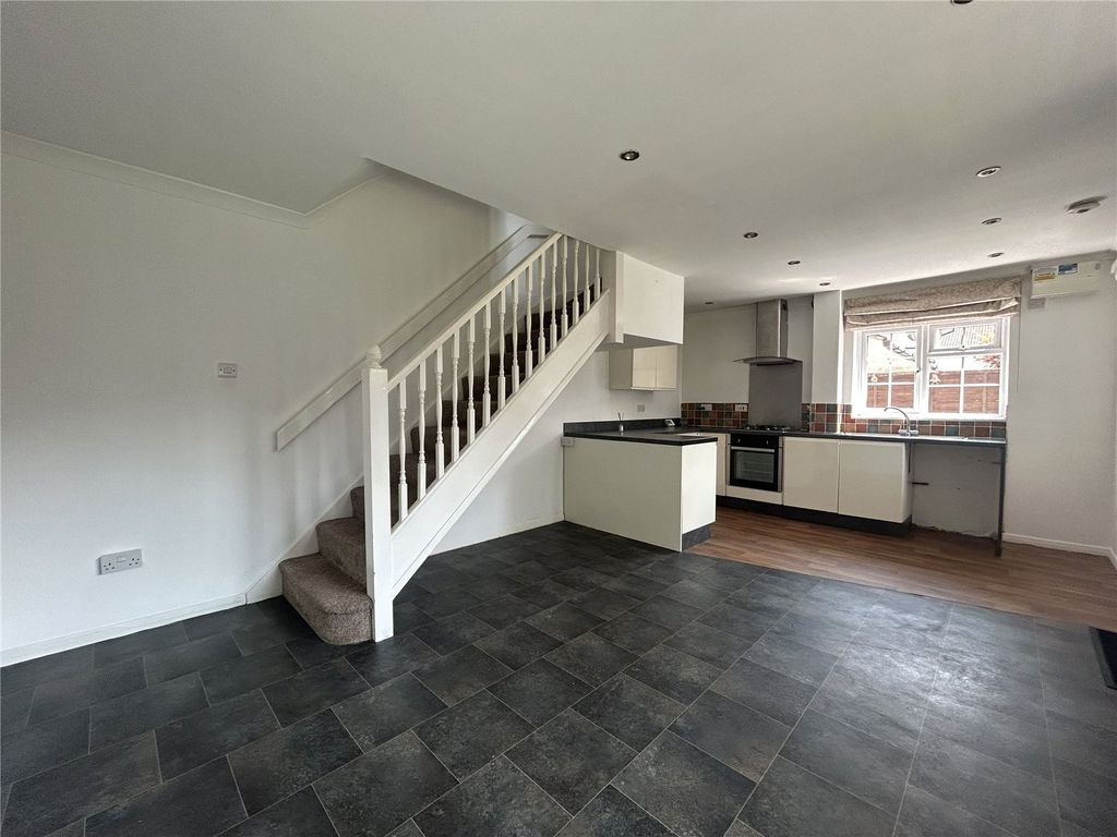 Property photo 3 of 10 Picture No. 20