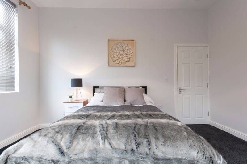 Property photo 1 of 10 Room 1 - Double Shared