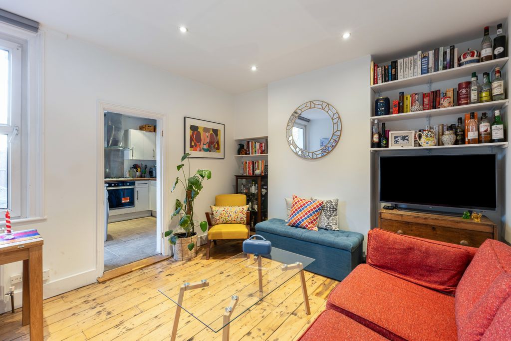 Property photo 3 of 11