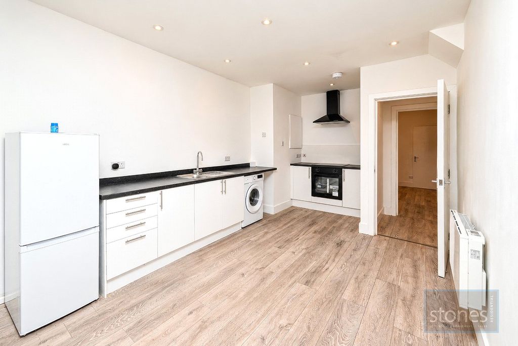 Property photo 2 of 13 Picture No. 04