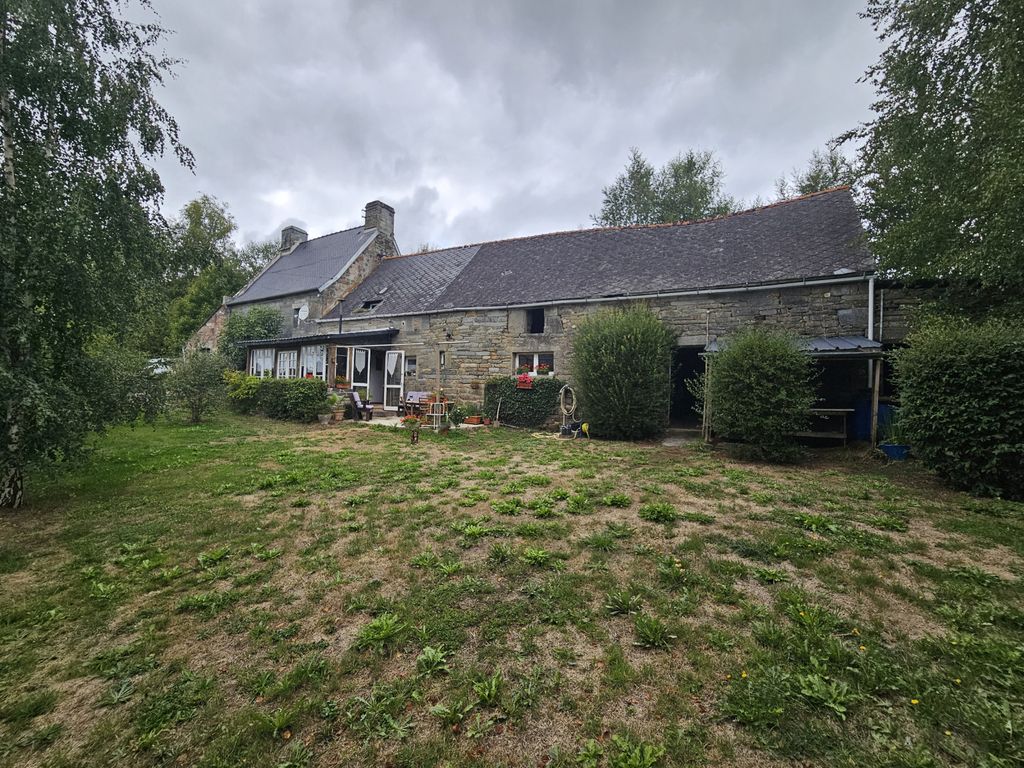 Property photo 1 of 10 Main Exterior View