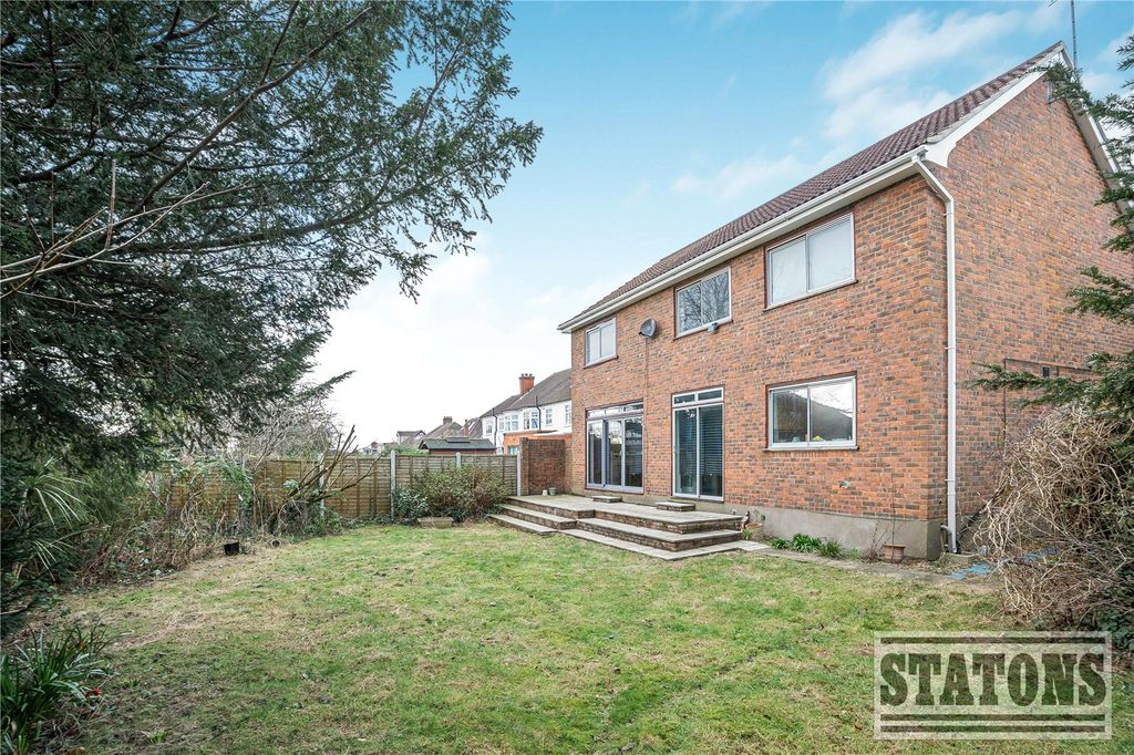 Property photo 1 of 29 Picture No. 06