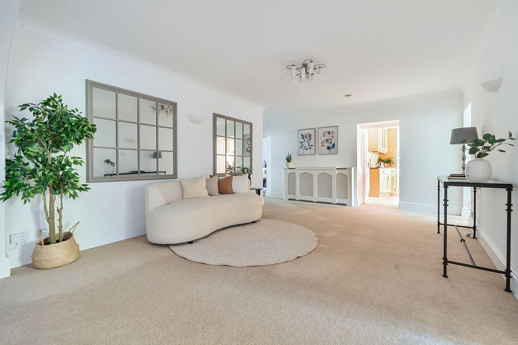 Additional image 8 of 3 bed flat for saleGarden Flat, Sambourne, Sea Walls Road, Bristol BS9
