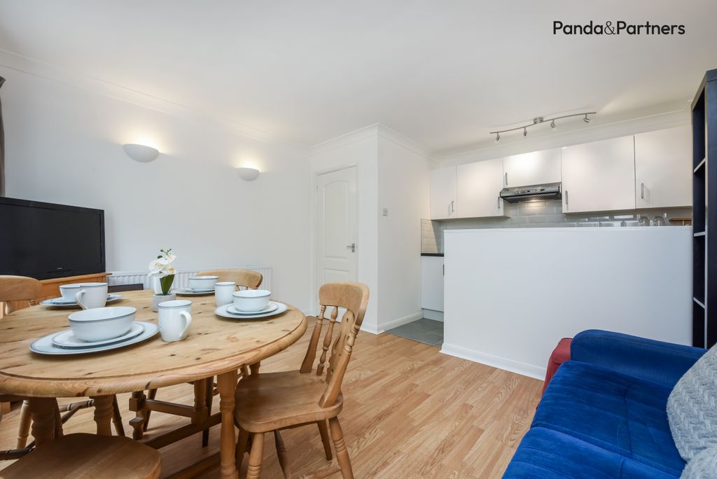 Property photo 3 of 20 Photo