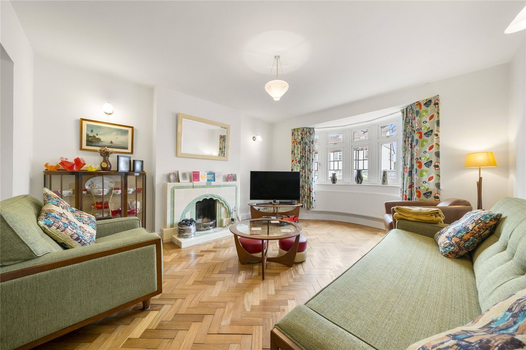 Property photo 2 of 14 Picture No. 07