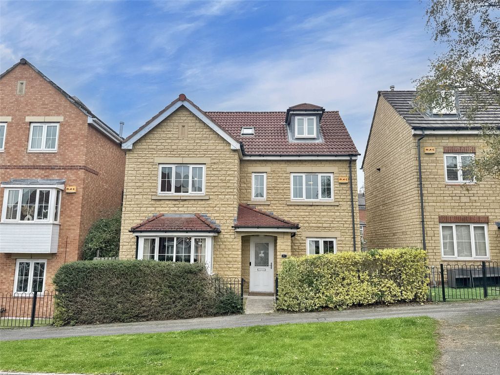 Property photo 1 of 34 External