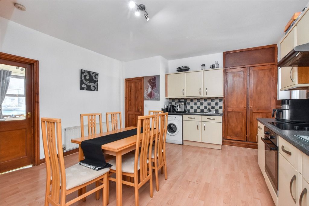 Lidget Hill, Pudsey, West Yorkshire LS28, 2 bed flat for sale, £139,950 ...