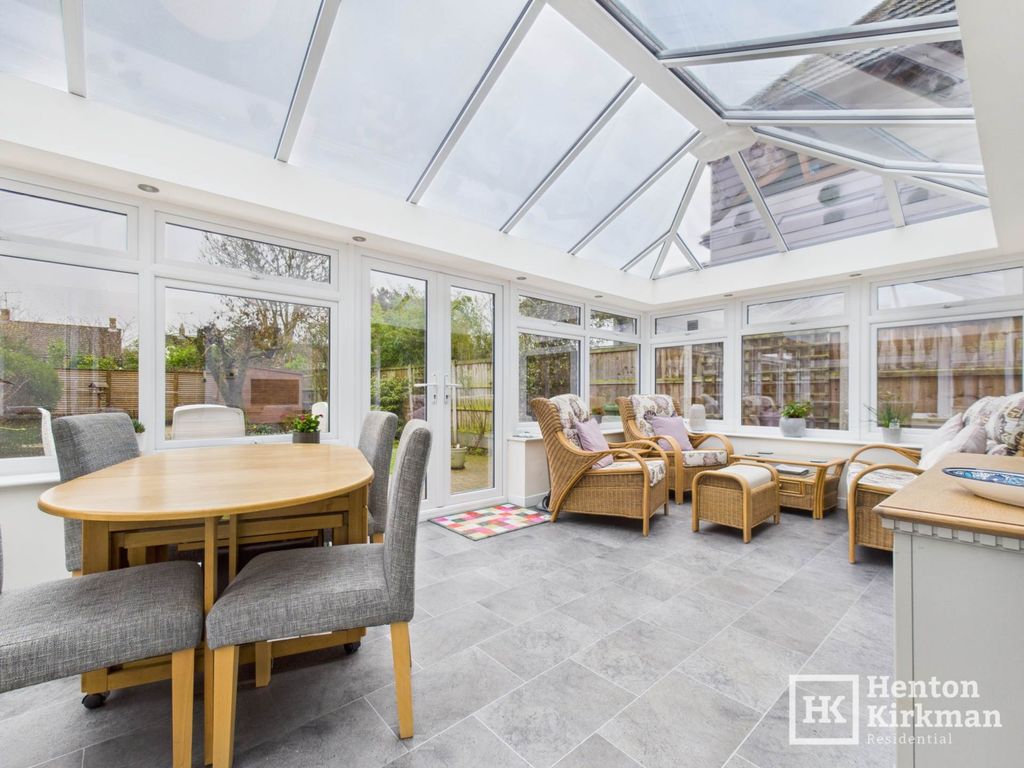 Property photo 2 of 25