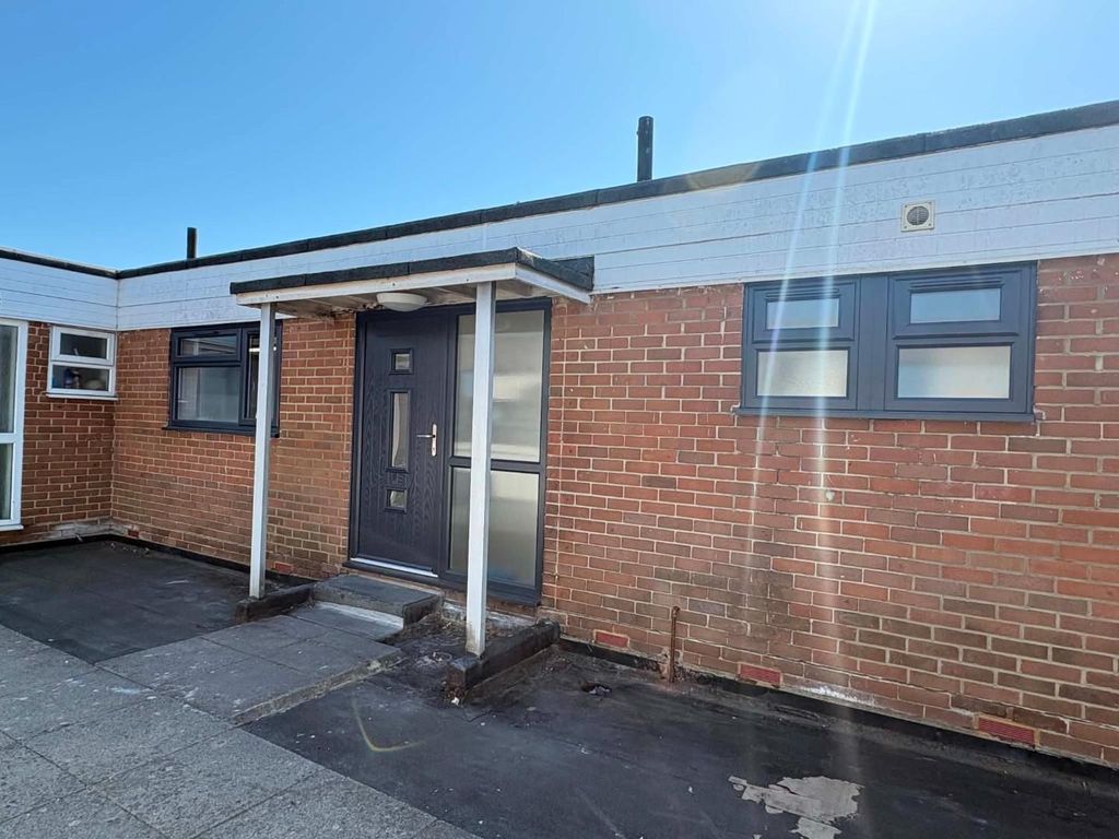 Property photo 2 of 7 Flat 2 (2).Jpg