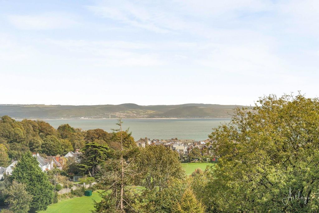 Property photo 1 of 30 Views