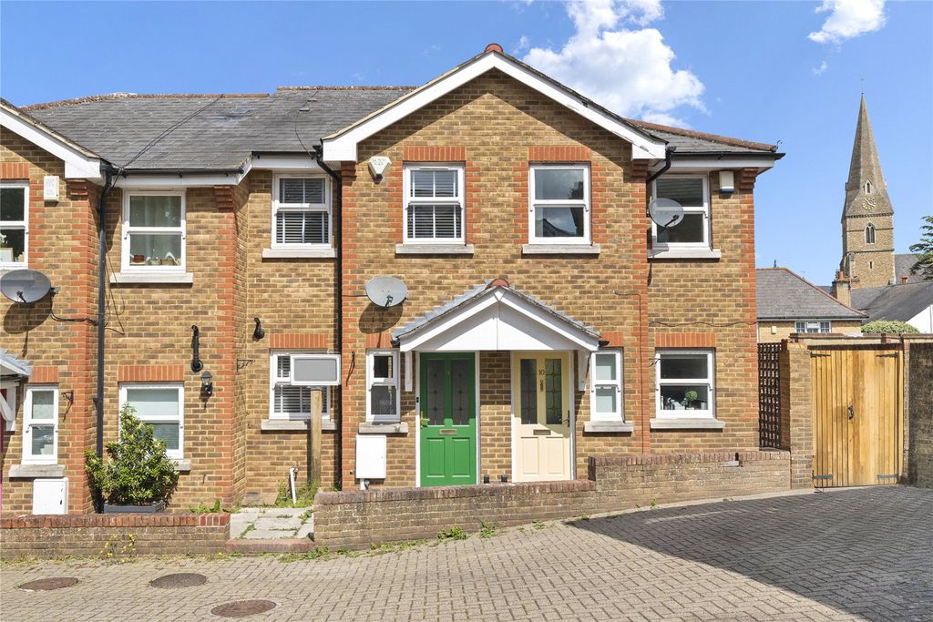 Property photo 1 of 14 External View