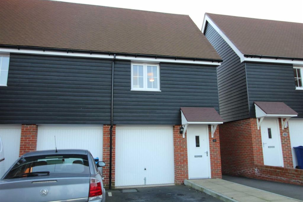 Property photo 1 of 6 Frontage