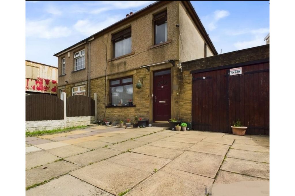 Property photo 3 of 15