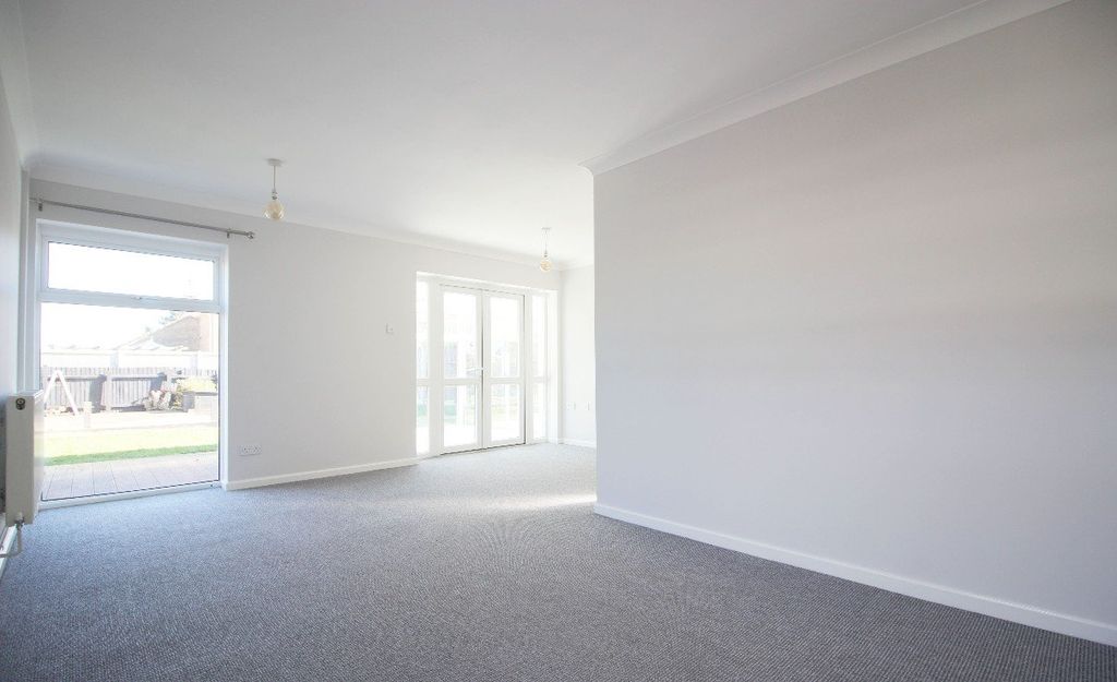 Property photo 2 of 11 Picture 2