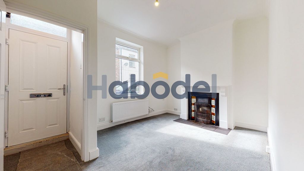 Property photo 3 of 7