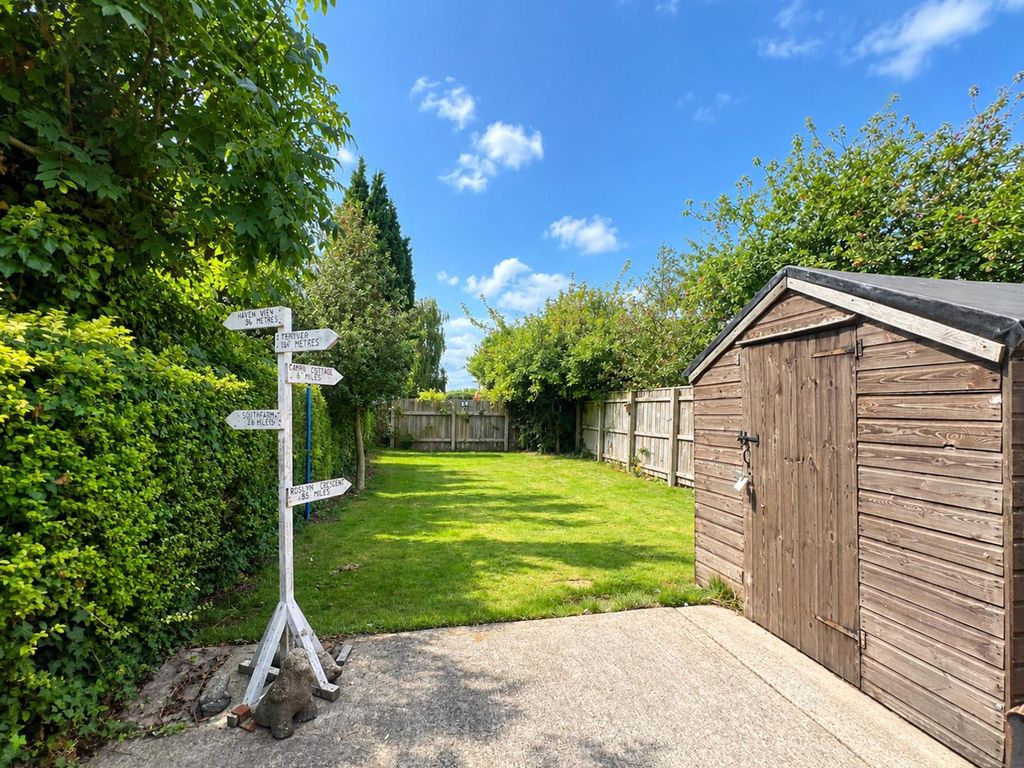 Property photo 3 of 20