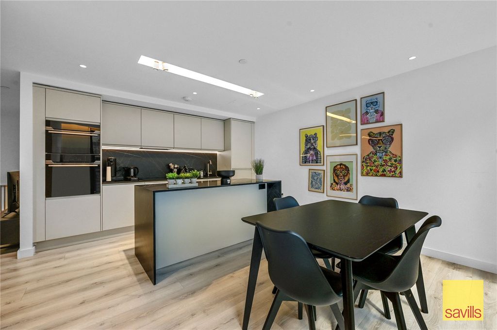 Property photo 1 of 16 Kitchen/Dining