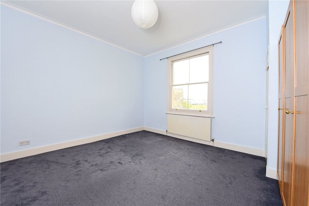 Property photo 3 of 5 Picture No. 04