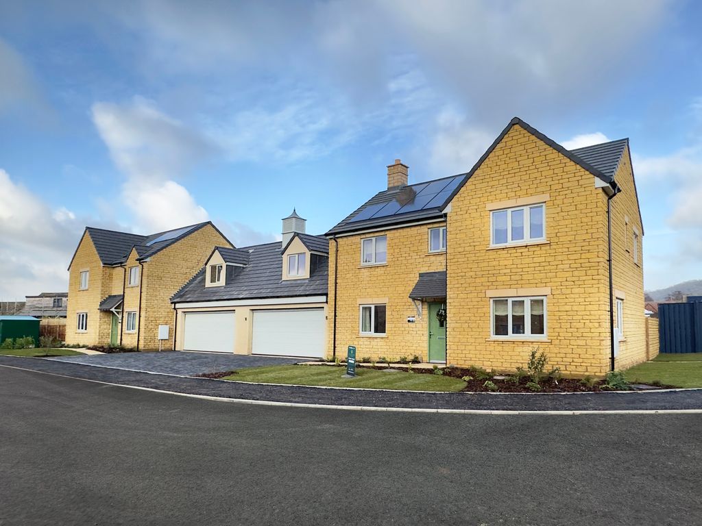 Property photo 1 of 26