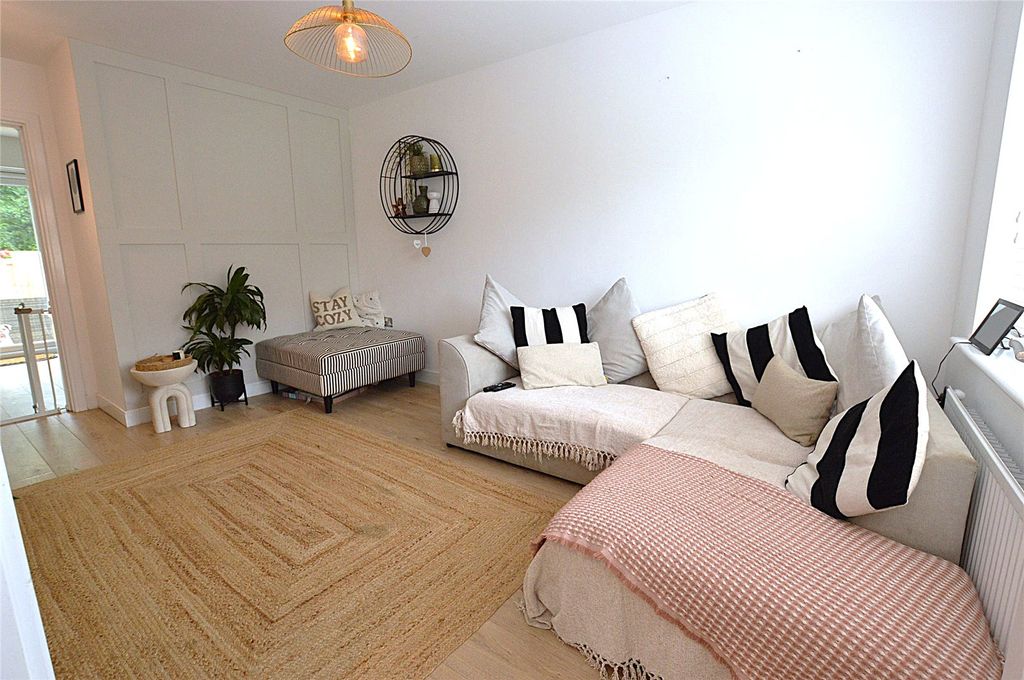 Property photo 2 of 18 Picture No. 03