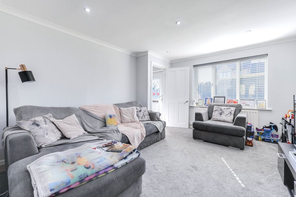 Property photo 3 of 16 Picture No. 09