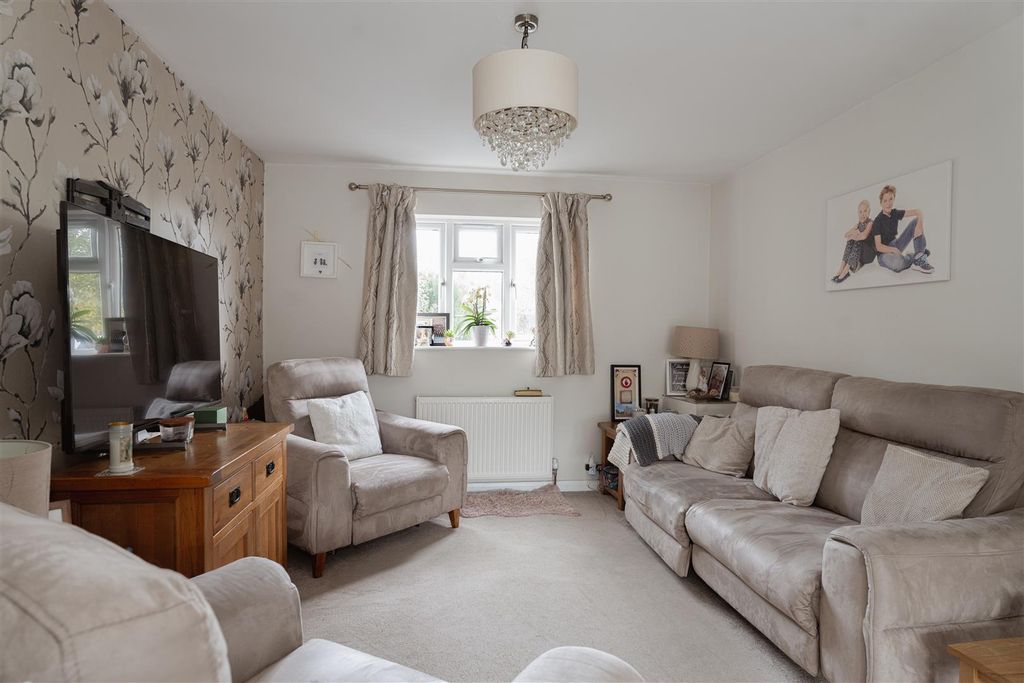 Property photo 2 of 16 2.Jpg