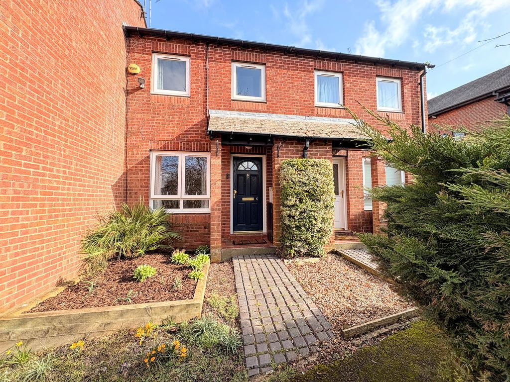 Property photo 1 of 8 Photo 14