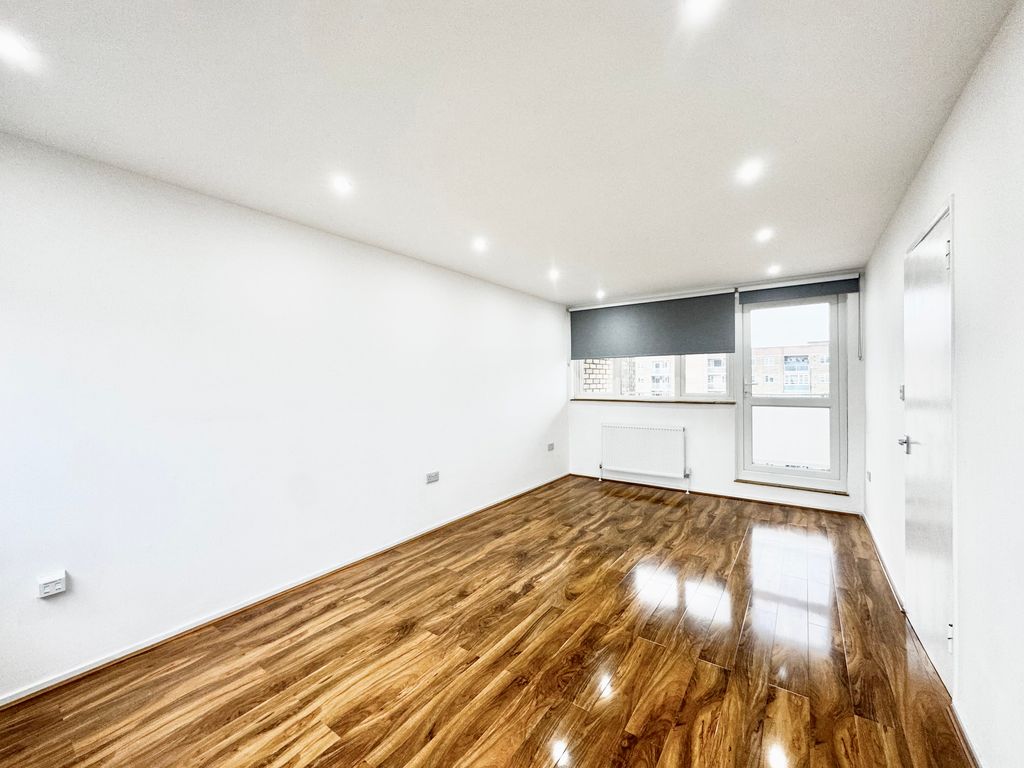 Property photo 1 of 12 1