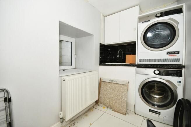 Property photo 2 of 10 Utility