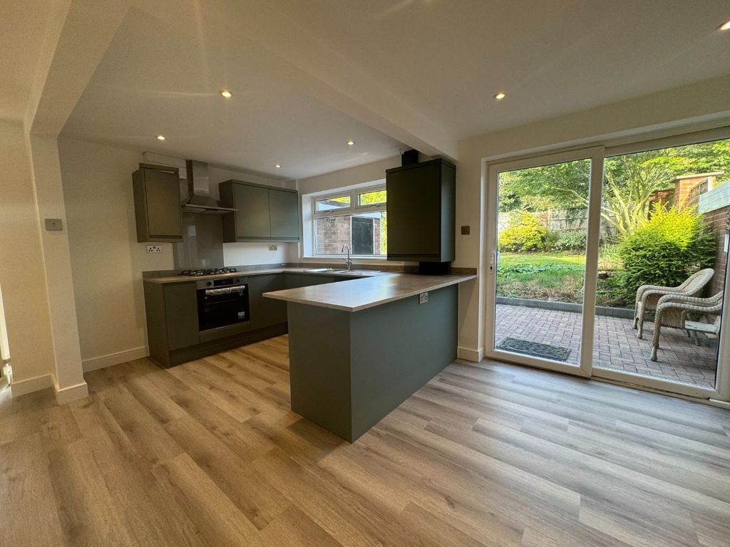 Property photo 2 of 9 Img_0063.Jpg