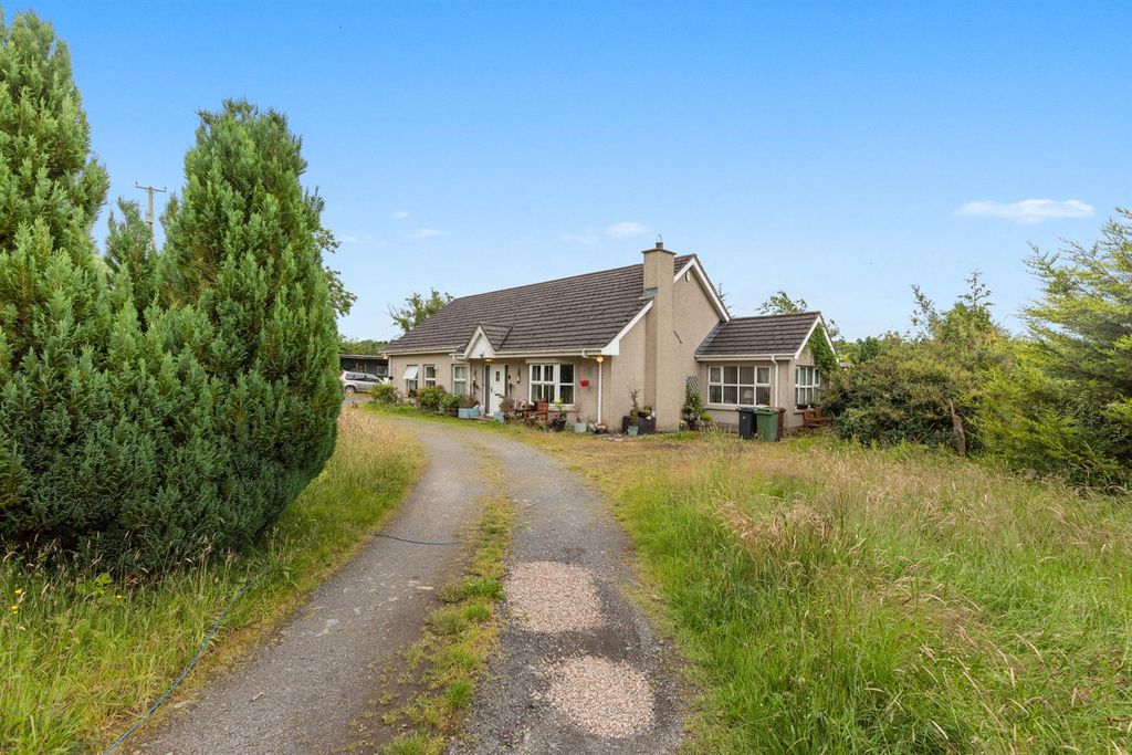 Property photo 2 of 30 246 Ballynahinch Road 17.Jpg