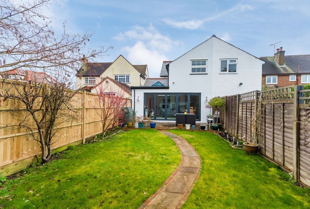 Property photo 1 of 10