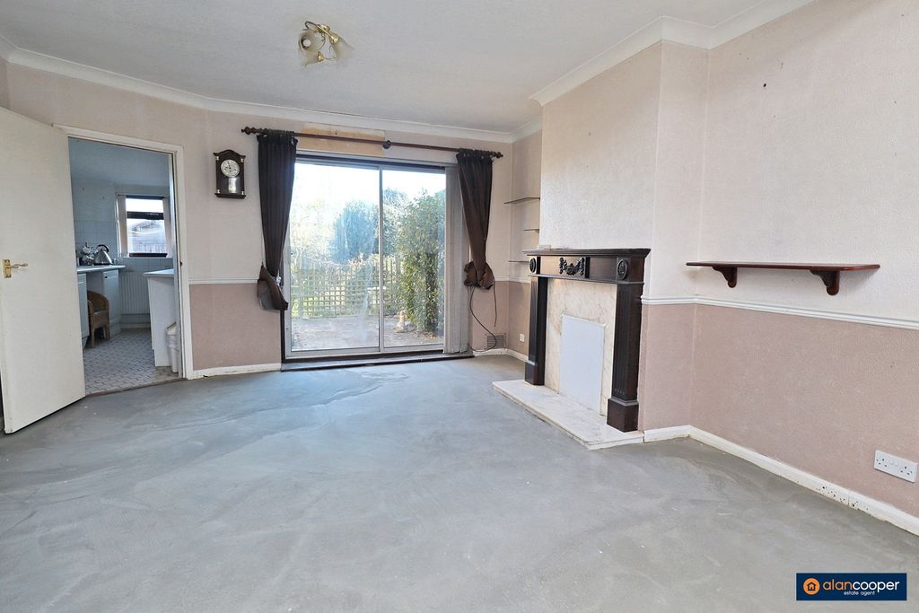Property photo 3 of 22 3708465