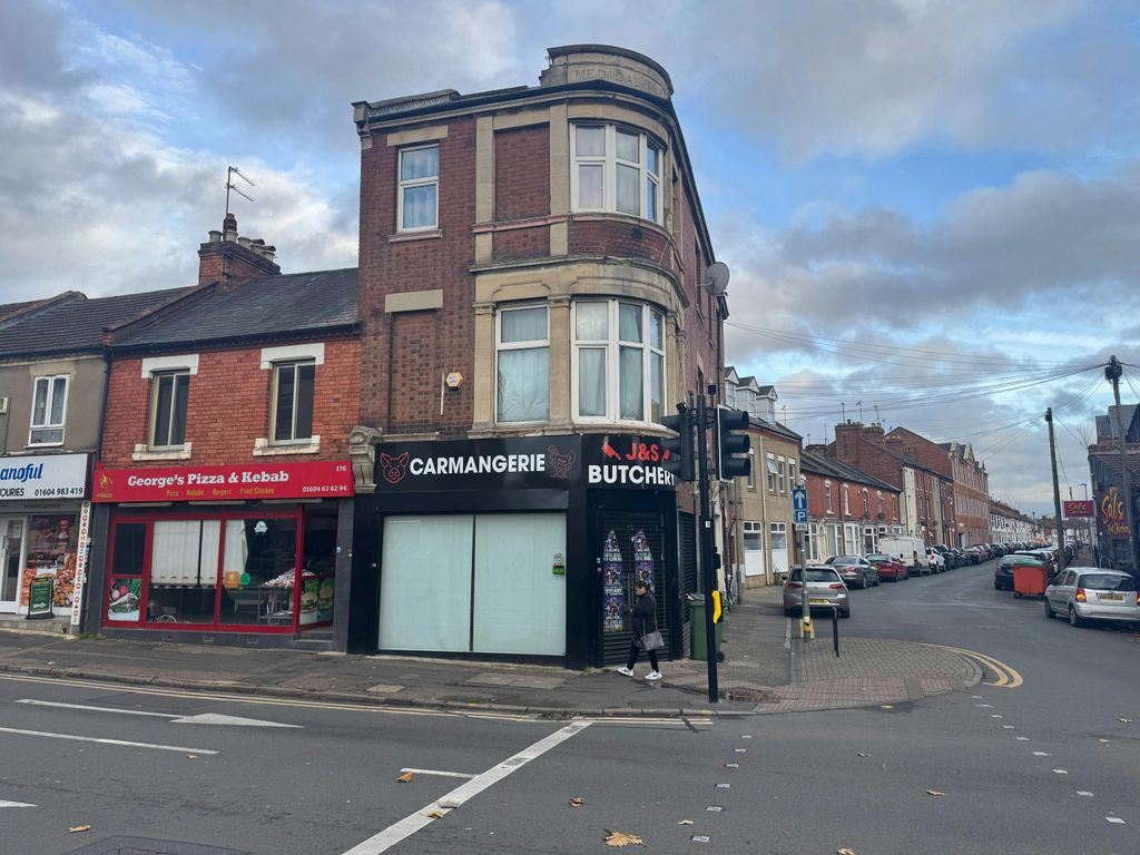 Property photo 1 of 1 Front.Jpg