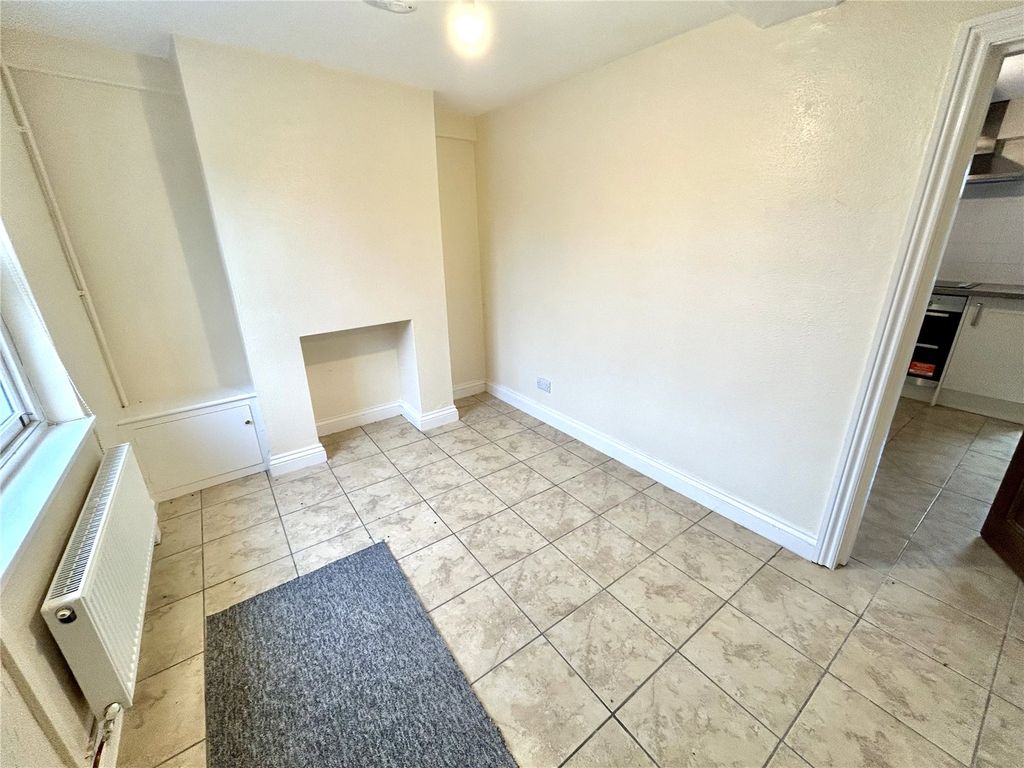 Property photo 2 of 9 Picture No. 04