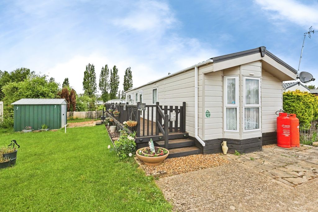 Property photo 2 of 20 Pbox-Img.Jpg