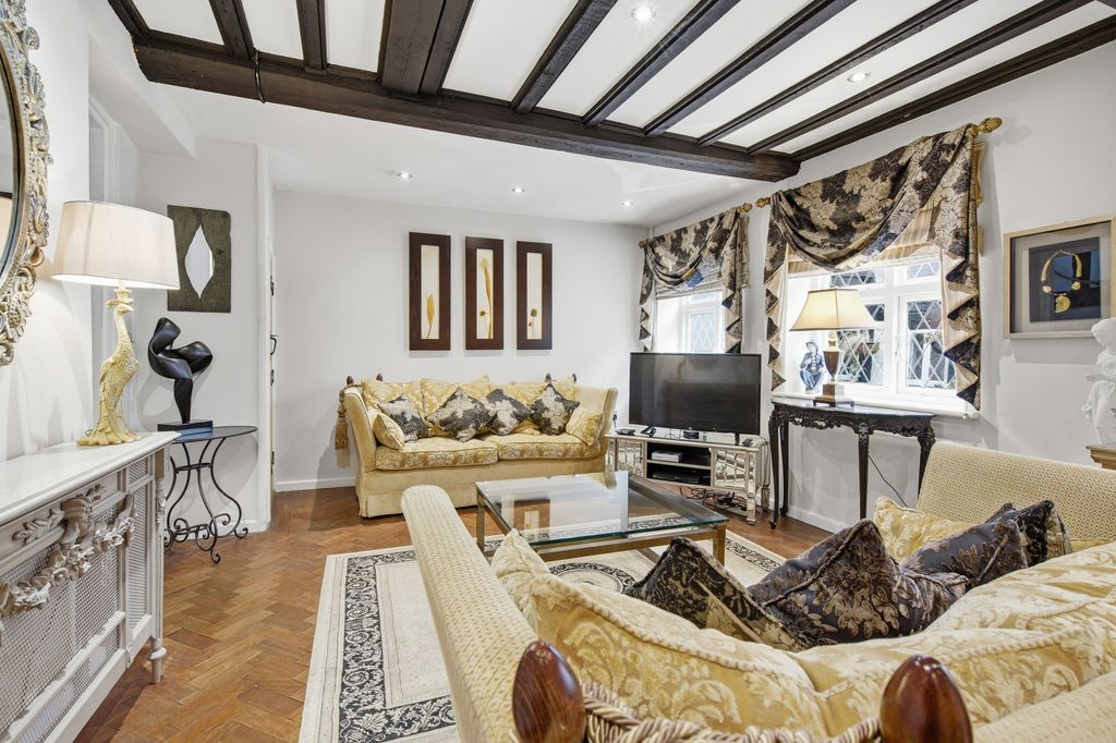 Additional image 7 of 3 bed semi-detached house for saleTurks Head Court, Eton SL4