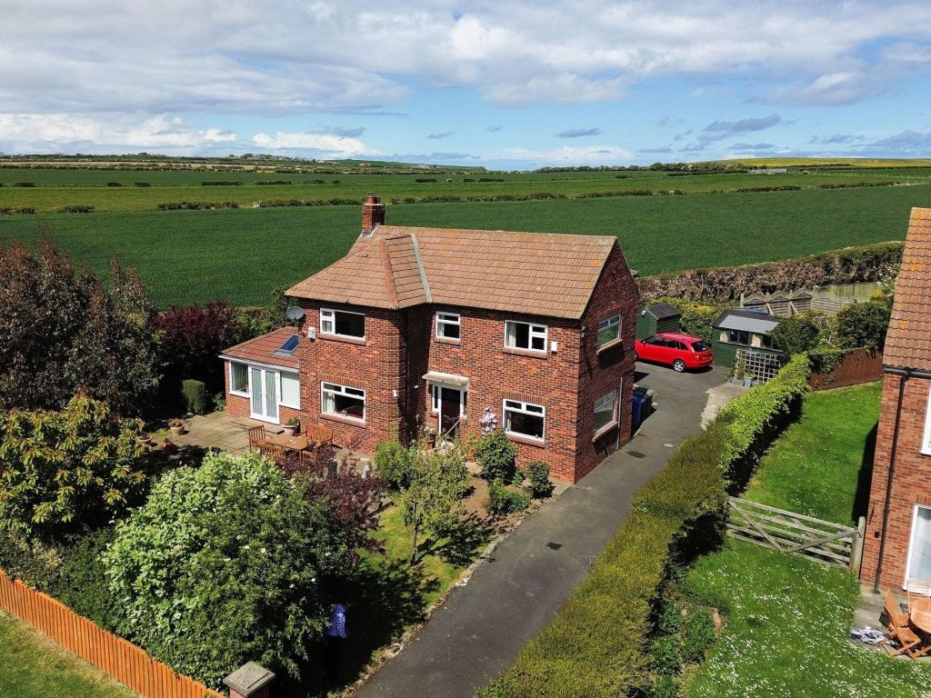 Property photo 1 of 32