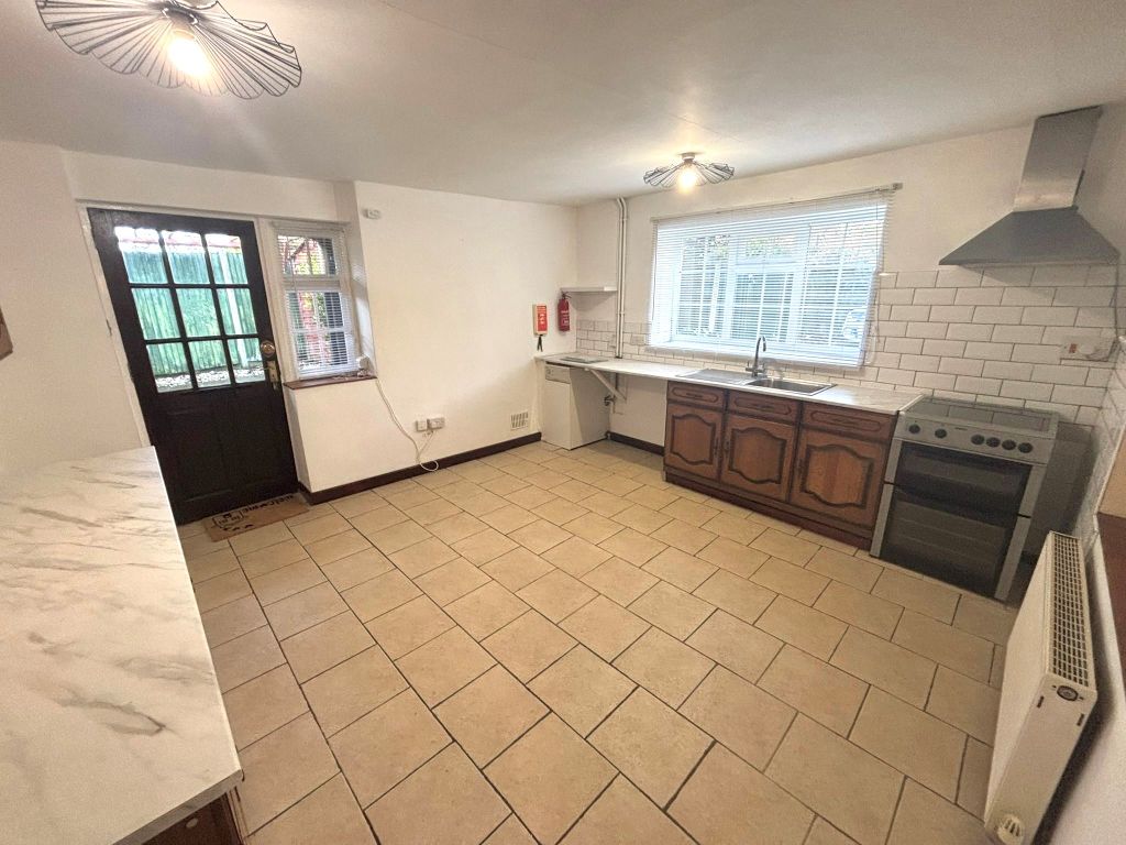 Property photo 2 of 9 Image